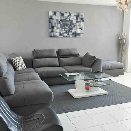 Ebt Housse, Appartement, Jacuzzi Vue Mer, 10 Min Aeroport Et Port Baimbridge Exterior foto